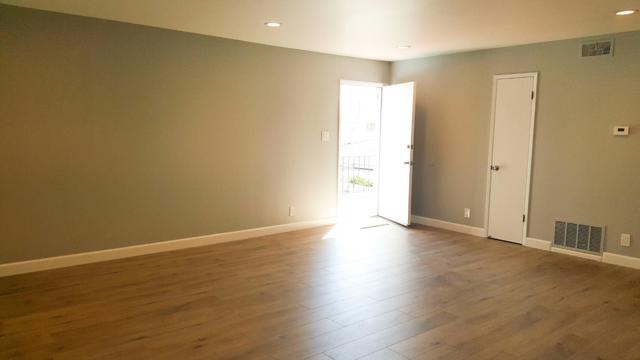 2831 Malabar Avenue, Santa Clara CA: https://media.crmls.org/mediaz/358e02b7-44f6-46ce-8215-d8e13e4c4a2b.jpg