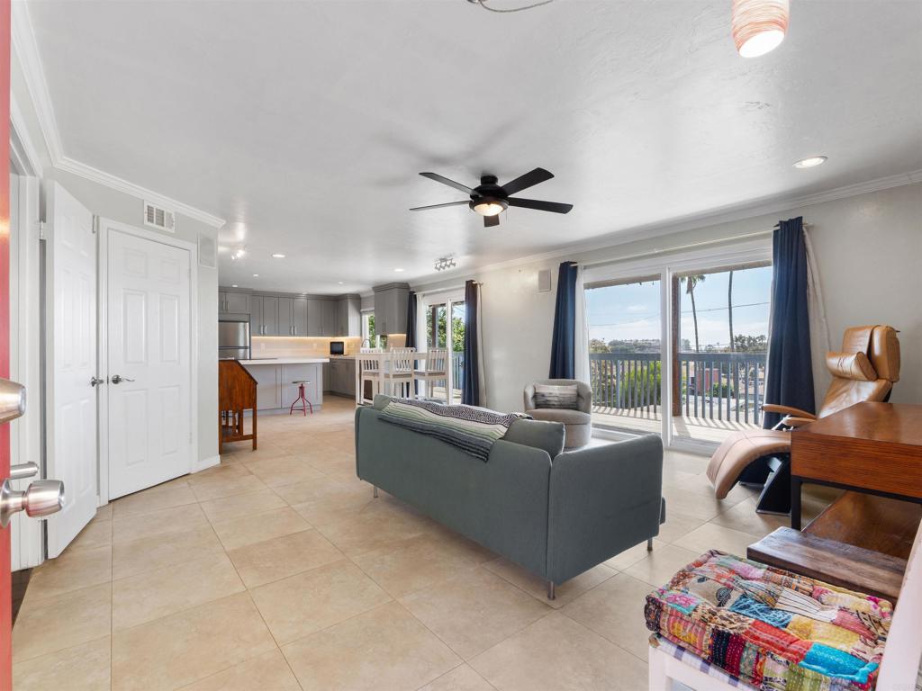 852 Dewitt Avenue - photo 4