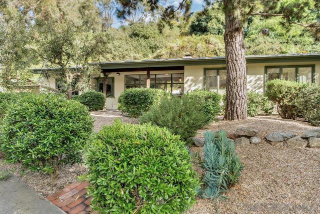 15035 El Camino Real, Del Mar, California 92014, 4 Bedrooms Bedrooms, ,3 BathroomsBathrooms,Single Family Residence,For Sale,El Camino Real,250027558SD