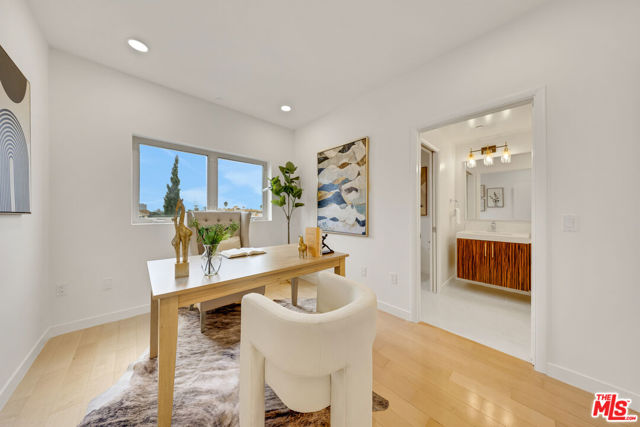 1529 S Westgate Avenue, Los Angeles CA: https://media.crmls.org/mediaz/358fc47d-48c7-439b-b00c-2ef296337488.jpg