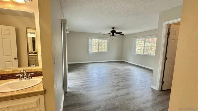 16142 Dartolo Rd., Ramona CA: https://media.crmls.org/mediaz/3590987b-956d-407f-ae87-4db588b2005d.jpg