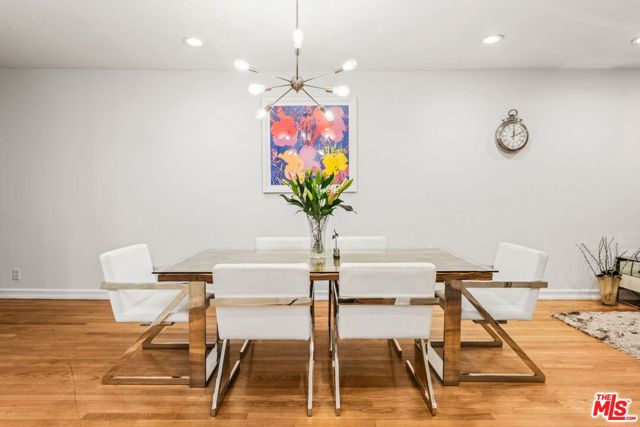 1201 Larrabee Street, West Hollywood CA: https://media.crmls.org/mediaz/3590dfb0-452d-4b10-855e-cf046ac53cad.jpg
