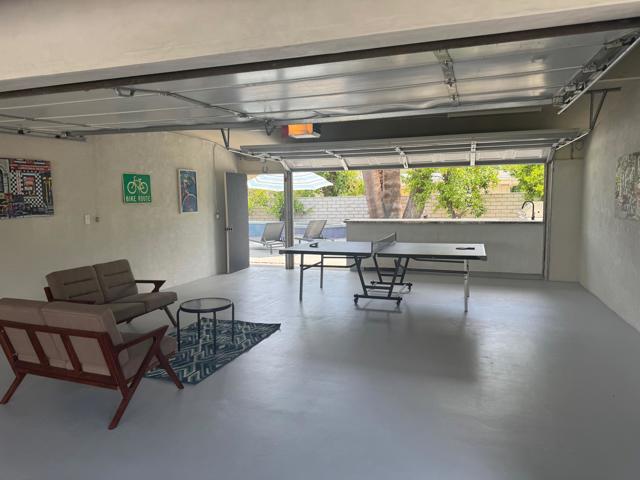 5155 E Bobolink Lane, Palm Springs CA: https://media.crmls.org/mediaz/3591c2f6-04d3-47ce-9020-c361a5fb8953.jpg