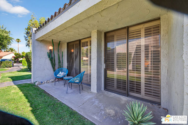 2625 N Whitewater Club Drive, Palm Springs CA: https://media.crmls.org/mediaz/3591fb82-42bc-4edc-b77e-a2e23131ecd6.jpg