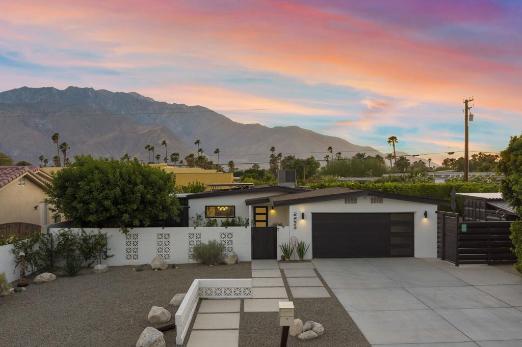 2233 N Viminal Road, Palm Springs, CA 92262