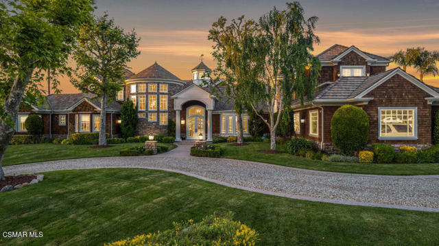 1816 Brittany Park Road, Camarillo CA: https://media.crmls.org/mediaz/3592f548-4abe-4b02-8676-cf5d229735be.jpg