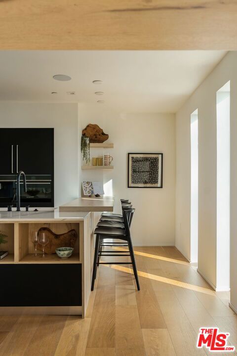 1900 Penmar Avenue, Venice CA: https://media.crmls.org/mediaz/3592fe85-7ef6-4cf6-81dc-8c14d0dfe4c3.jpg