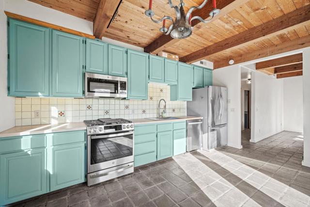 70 Valle Vista, Carmel Valley CA: https://media.crmls.org/mediaz/359327f6-0647-40c0-a405-cbf8d4b70a8e.jpg