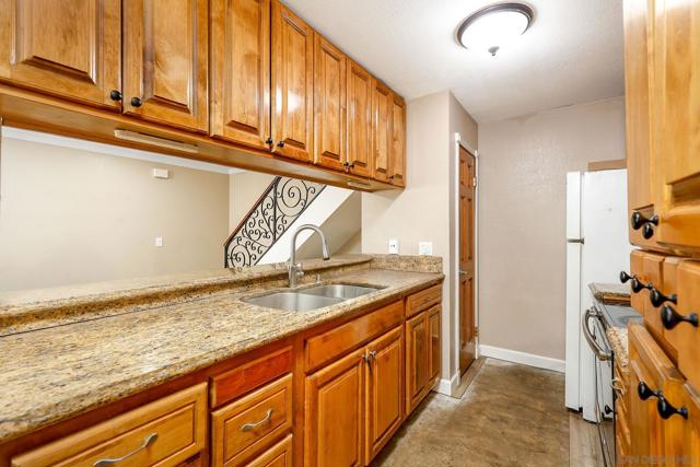 2830 Terrace Pine Dr, San Ysidro CA: https://media.crmls.org/mediaz/35938c24-27de-4aaf-9539-32e6954212fe.jpg