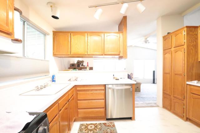 3637 Snell Avenue, San Jose CA: https://media.crmls.org/mediaz/3593ce29-befb-4b92-8456-3a618a5205b7.jpg