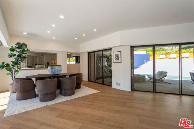 2034 Outpost Drive, Los Angeles CA: https://media.crmls.org/mediaz/35944302-8e16-4845-8317-eea26fa0c234.jpg