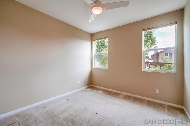 Image 34 of 61 For 26788 Calico Ct