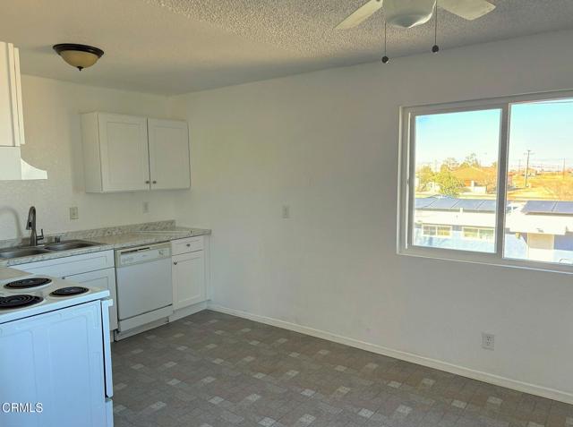 Detail Gallery Image 10 of 13 For 20961 83rd St, California City,  CA 93505 - – Beds | – Baths