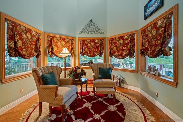 24665 Rancho Santa Teresa Dr, Ramona CA: https://media.crmls.org/mediaz/3598d385-fae8-41f6-9f42-dc79c585729c.jpg