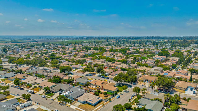 624 Montgomery Avenue, Ventura CA: https://media.crmls.org/mediaz/3598dcee-d6dc-40f8-b352-f9ffd8d43a8e.jpg