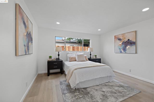 236 Larkspur, Fairfield CA: https://media.crmls.org/mediaz/359ab935-74c0-49f2-a6e9-e8bac6bfd995.jpg