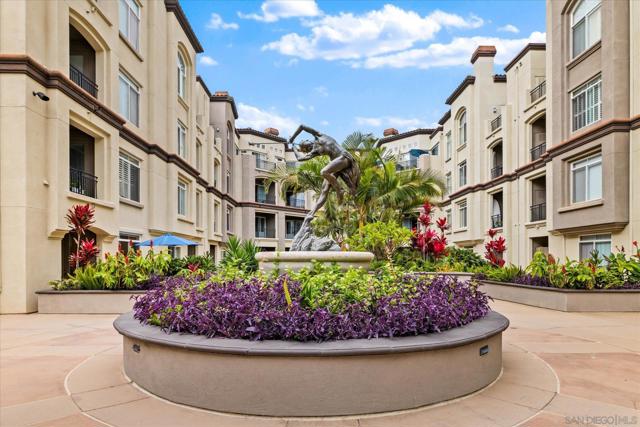 9237 Regents Rd., La Jolla CA: https://media.crmls.org/mediaz/359b5bfe-1021-4347-8f78-5e8cde758f06.jpg
