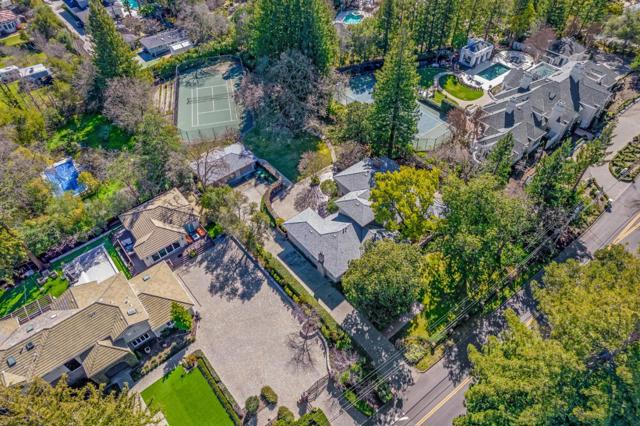 16000 Greenwood Road, Monte Sereno CA: https://media.crmls.org/mediaz/359b98f8-2df1-40f1-b142-061451a1c6f3.jpg