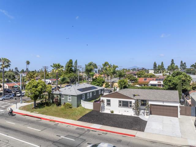 709 4th AVE, Chula Vista CA: https://media.crmls.org/mediaz/359c9a71-135e-47cd-925a-9ba235e36d4c.jpg