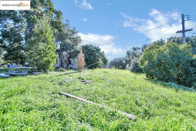 4058 Treat Boulevard, Concord CA: https://media.crmls.org/mediaz/359cdd2d-b3db-4bef-bf60-7350a8eb17a8.jpg