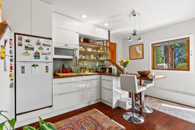 530 Santa Marguarita Drive, Aptos CA: https://media.crmls.org/mediaz/359da0c9-be54-4d7e-92e0-72b6cfcb0f26.jpg