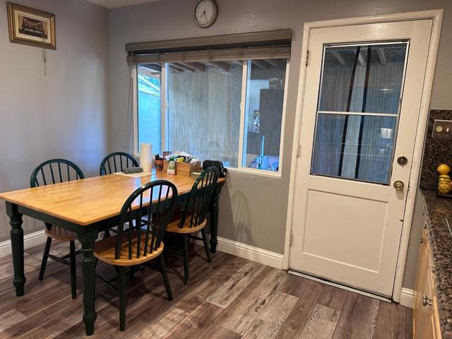 2547 Hazelwood Way, East Palo Alto CA: https://media.crmls.org/mediaz/359def1a-4593-4ce8-8eb1-c050ed092f6f.jpg