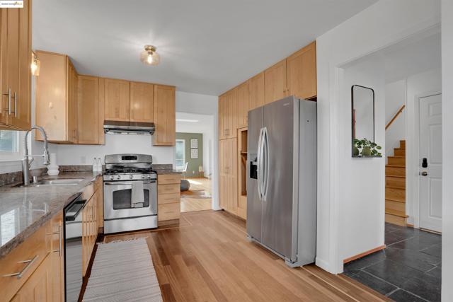 2023 Mira Vista Dr, El Cerrito CA: https://media.crmls.org/mediaz/35a02139-93b4-4ad8-8455-b7e7127bda20.jpg