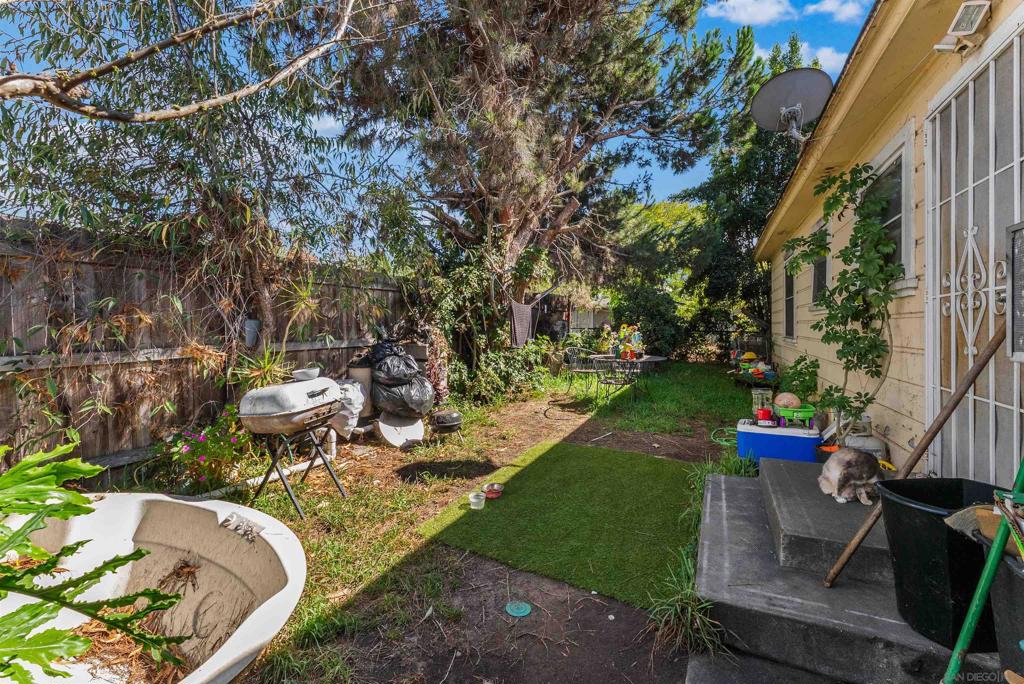 MLS #250039580SD image #23