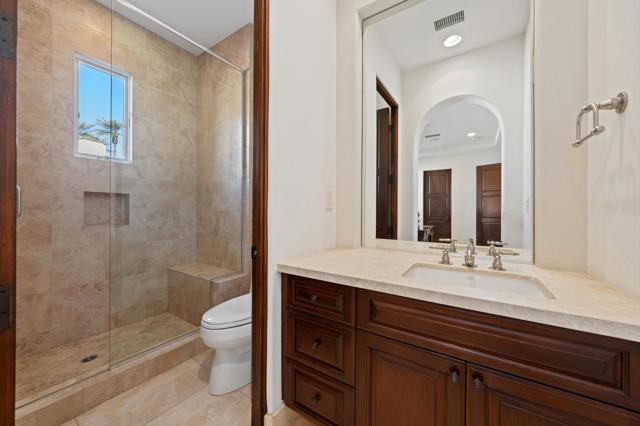 58703 Jerez, La Quinta CA: https://media.crmls.org/mediaz/35a21de2-e7a5-459f-9a72-9a4582fc97a6.jpg