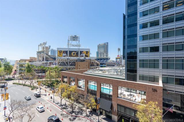 321 10th ave, San Diego CA: https://media.crmls.org/mediaz/35a4d260-4af5-4c9b-90d9-15a32bb35144.jpg
