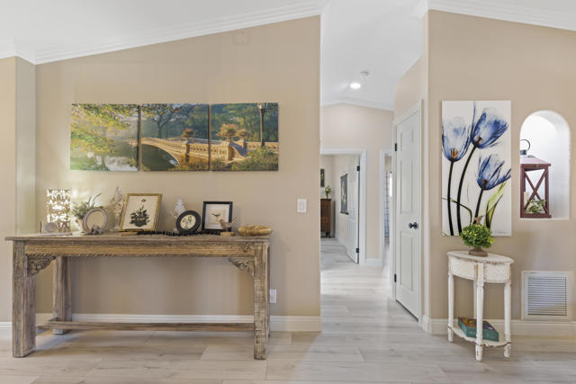 54660 Avenida Madero, La Quinta CA: https://media.crmls.org/mediaz/35a632f6-d646-4574-8b31-5d6855be1474.jpg