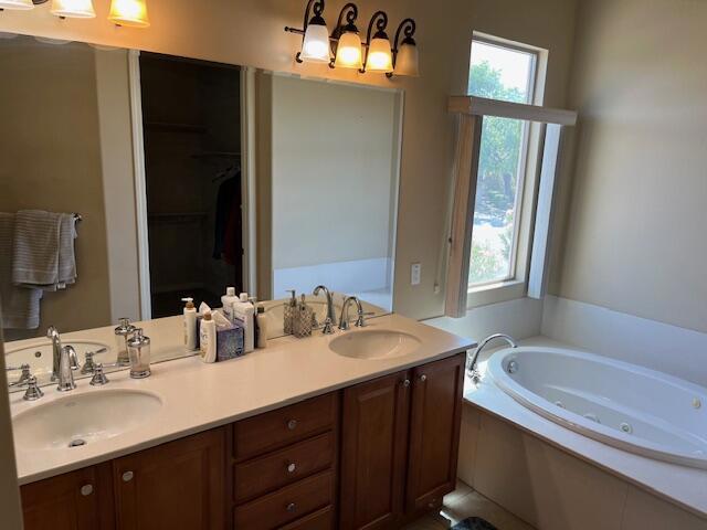 81537 Camino El Triunfo, Indio CA: https://media.crmls.org/mediaz/35a68109-b8f8-47d0-878d-803f91f9ef74.jpg