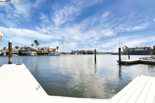 1864 Dune Point Way, Discovery Bay CA: https://media.crmls.org/mediaz/35a72d03-0766-491d-9874-fa98237abed1.jpg