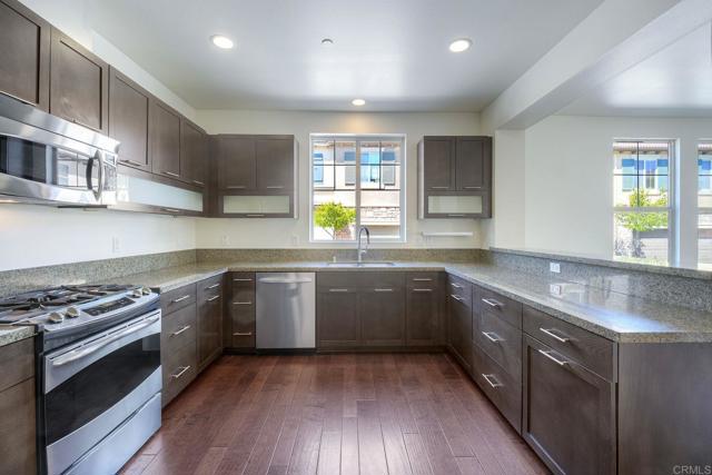 Image 8 of 38 For 10653 Golden Willow  143