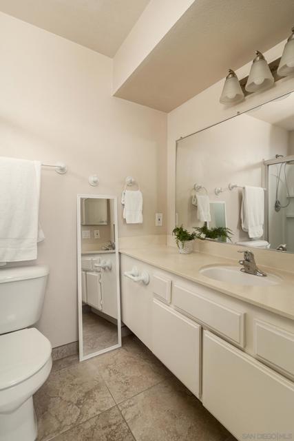 Image 12 of 25 For 7043 Wattle Dr