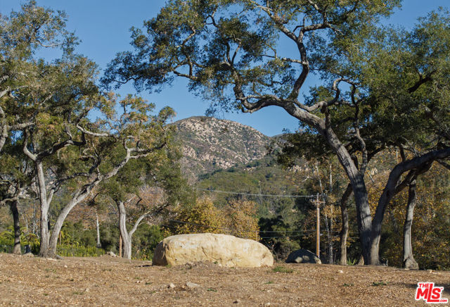 780 Ashley Road, Santa Barbara CA: https://media.crmls.org/mediaz/35aa76bb-d23c-4883-86d4-94753c3bfe86.jpg