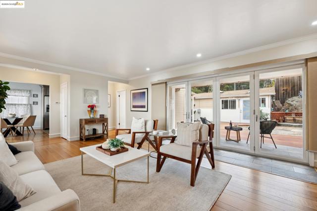 1034 Navellier St, El Cerrito CA: https://media.crmls.org/mediaz/35ac4a05-46e7-408d-81eb-fbe6e0ad7afe.jpg