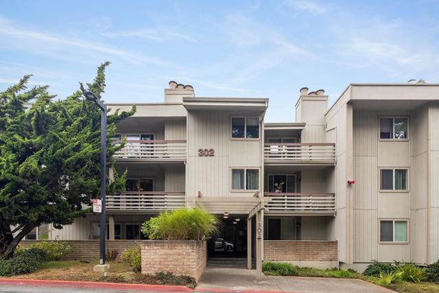 302 Philip Drive, Daly City CA: https://media.crmls.org/mediaz/35acc3c1-06b1-4180-a57e-8fa28603f8f9.jpg