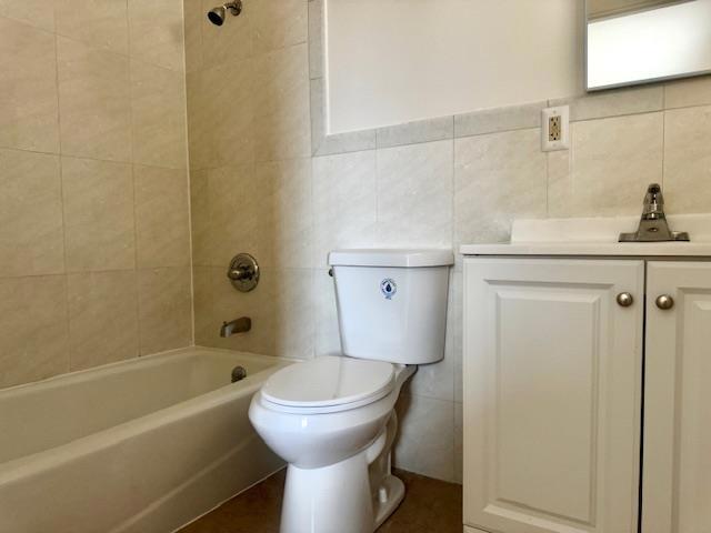 634 Yreka Drive, Salinas CA: https://media.crmls.org/mediaz/35acc778-ec51-4e03-a0a7-9ec59a6323b3.jpg