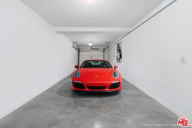 1827 Barry Avenue, Los Angeles CA: https://media.crmls.org/mediaz/35ad313d-1b31-4dfc-9678-1ebfcefda5ed.jpg