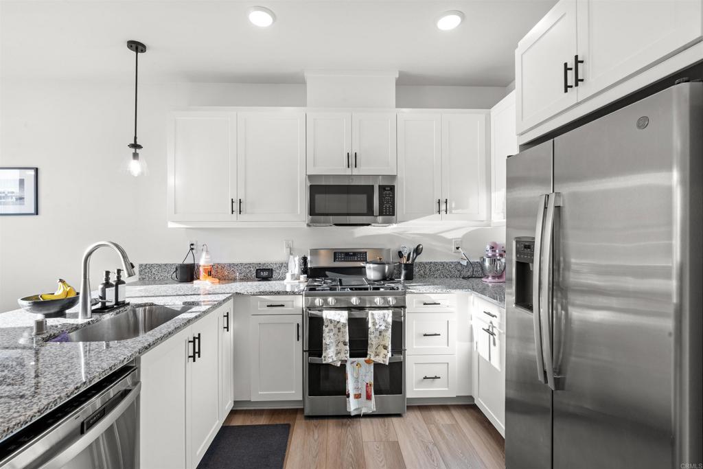 35Adcd52 B6E3 4A55 A364 381196Ce768C 35190 Blossom Place, Fallbrook, Ca 92028 &Lt;Span Style='BackgroundColor:transparent;Padding:0Px;'&Gt; &Lt;Small&Gt; &Lt;I&Gt; &Lt;/I&Gt; &Lt;/Small&Gt;&Lt;/Span&Gt;