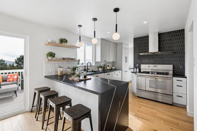 170 Beachview Avenue, Pacifica CA: https://media.crmls.org/mediaz/35ae42bb-fbba-4231-893e-b333380d6dcb.jpg