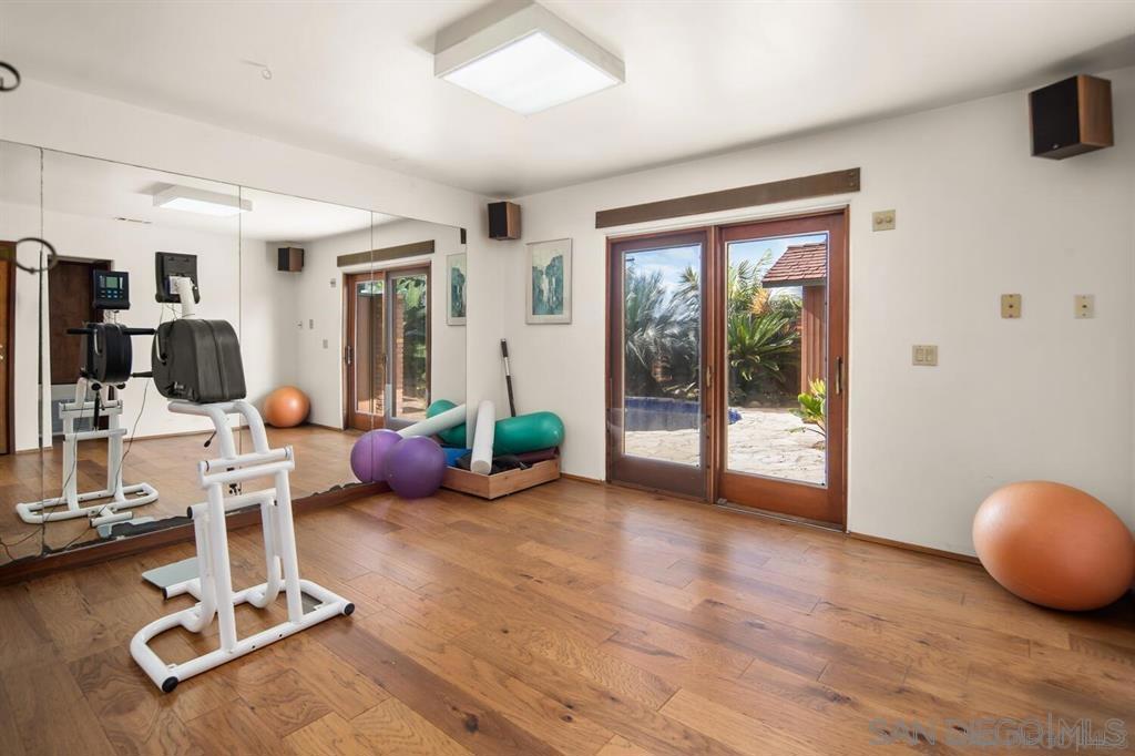 MLS #250043109SD image #36