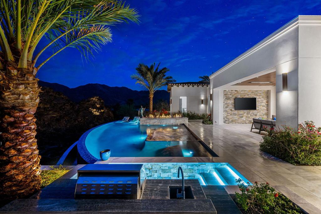 MLS #219138802DA image #7