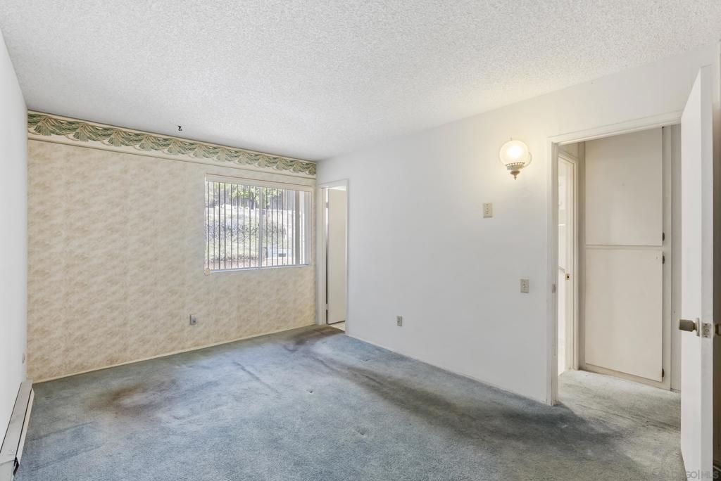 MLS #250035175SD img 22