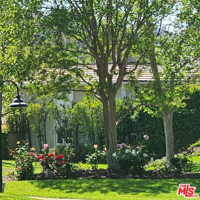 32134 Beachlake Lane, Westlake Village CA: https://media.crmls.org/mediaz/35b0a758-53fb-4dd3-94ae-2250d6b834a1.jpg