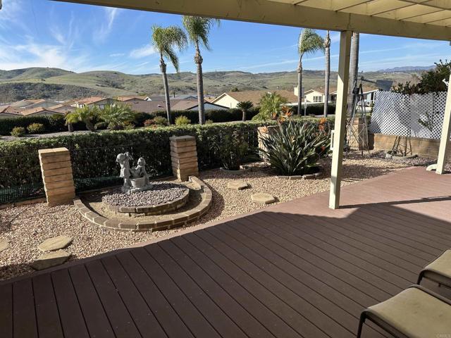 Detail Gallery Image 18 of 44 For 5252 Harvest Ct, Oceanside,  CA 92057 - 3 Beds | 2 Baths