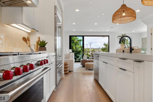 Detail Gallery Image 12 of 42 For 310 Chinquapin Ave, Carlsbad,  CA 92008 - 4 Beds | 3/1 Baths