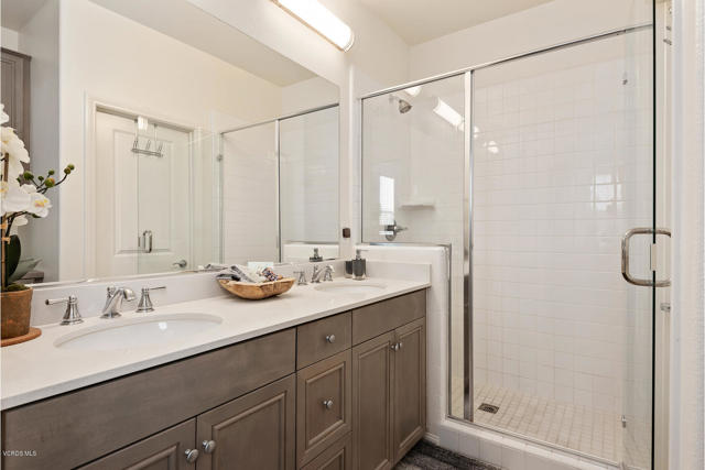 176 Sawbuck Street, Camarillo CA: https://media.crmls.org/mediaz/35b1c4bd-a3f2-4a3a-941a-f13598f314ff.jpg