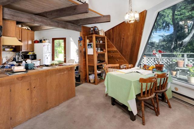 827 Valencia Road, Aptos CA: https://media.crmls.org/mediaz/35b2ae39-8e1f-415d-bd6c-442a53f42279.jpg